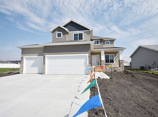 6633 58th Ave S, Fargo, ND 58104