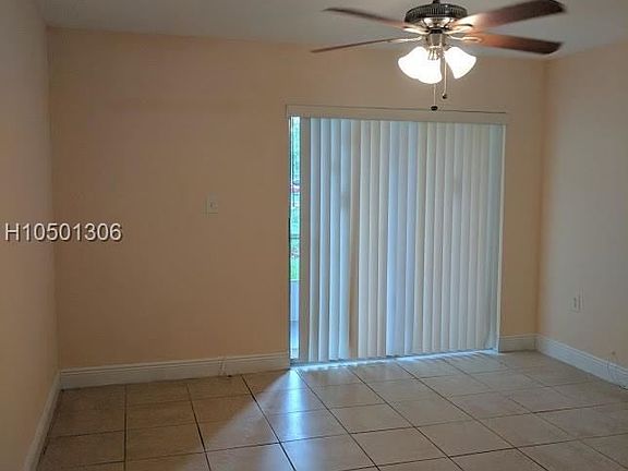 AE9A8960-FD12-4BCB-BFCA-C2F21A0767BD