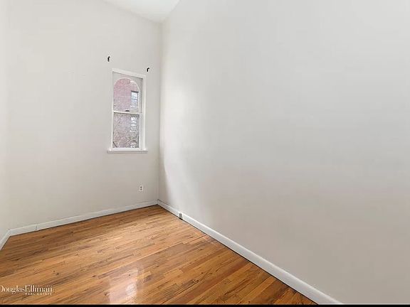4th image of 114 W 73rd St APT 2A