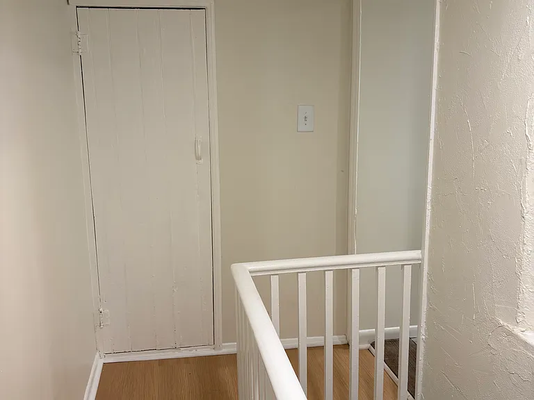 Hallway to Kitchen