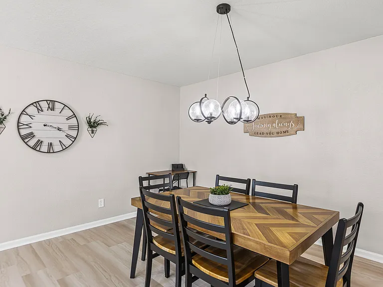 1816 Atherton Ct — Photo 9