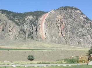 20 Maiden Basin Dr, Gardiner, MT 59030