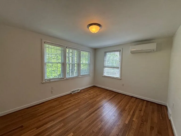 151 W Prospect Ave — Photo 18