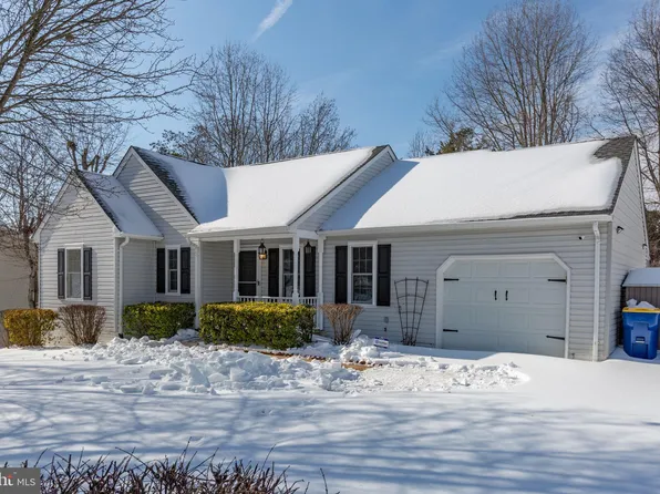 11806 Camelot Way, Fredericksburg, VA 22407