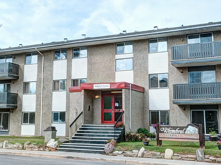 9600 Manning Ave — Photo 5