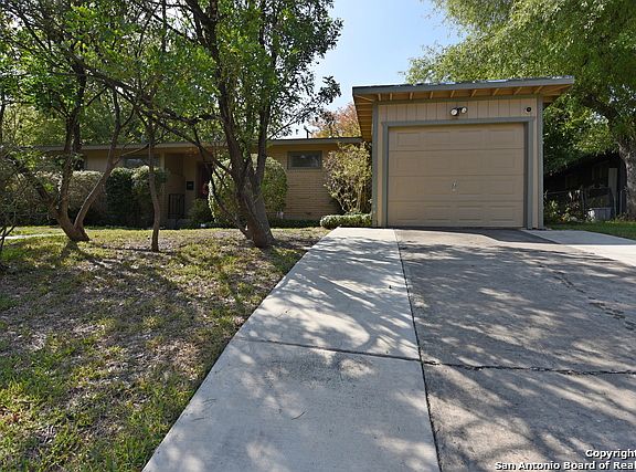 2nd image of 538 Wayside Dr
