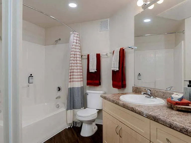 Missions at Sunbow Apartments — Photo 16