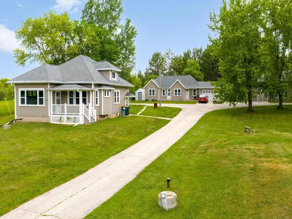 2930 State Road 33 #1,2,3, Saukville, WI 53080