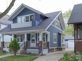 1733 Park Ave, Racine, WI 53403