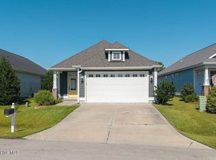 111 Finch Loop, Beaufort, NC 28516