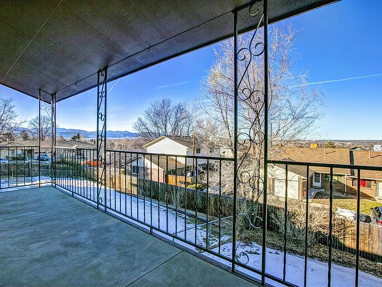10065 W 35th Ave — Photo 2