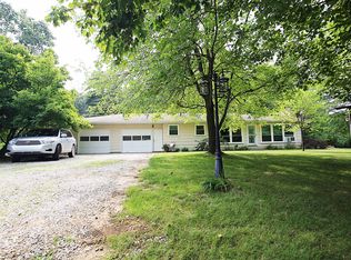 58466 Stoldt Rd, Three Rivers, MI 49093