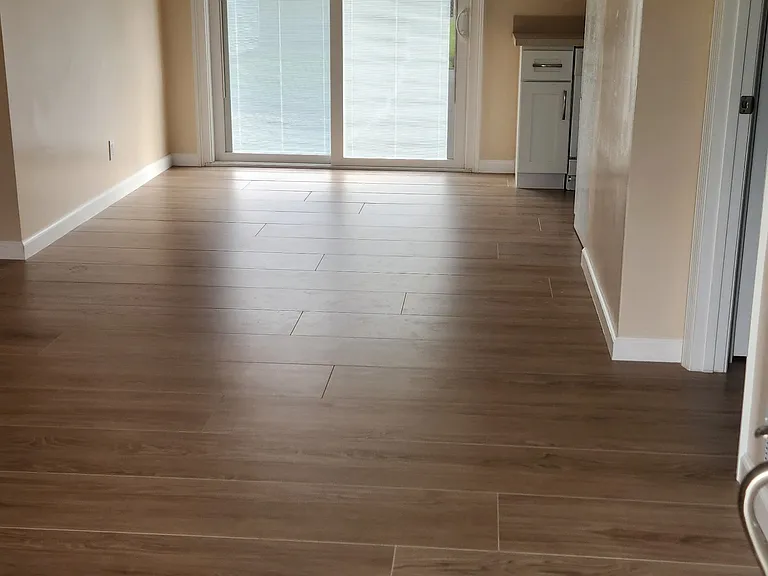 2 Forrestal Cir N — Photo 6