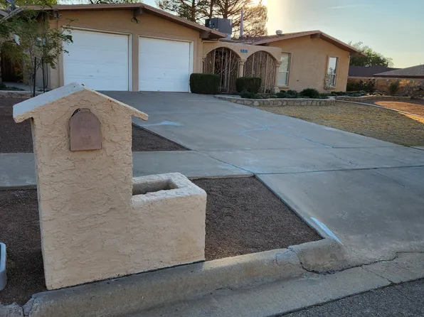 919 De Leon Dr, El Paso, TX 79912