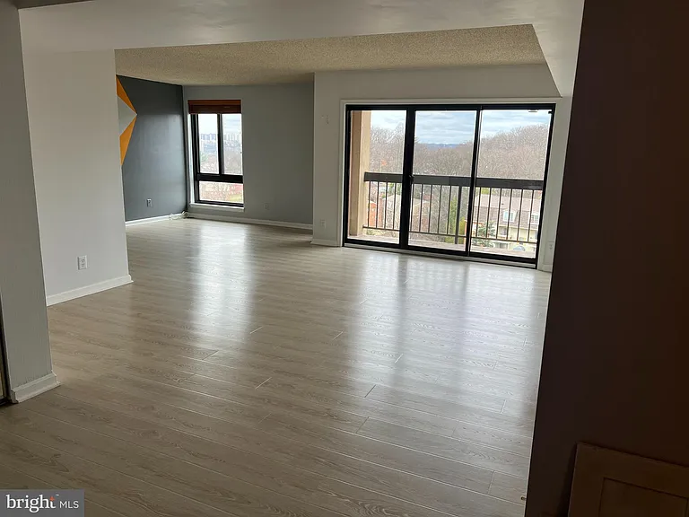 807 N Howard St #414 — Photo 22