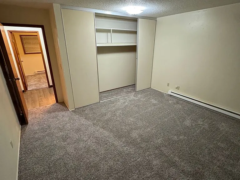 Michelbook Apartments — Photo 25