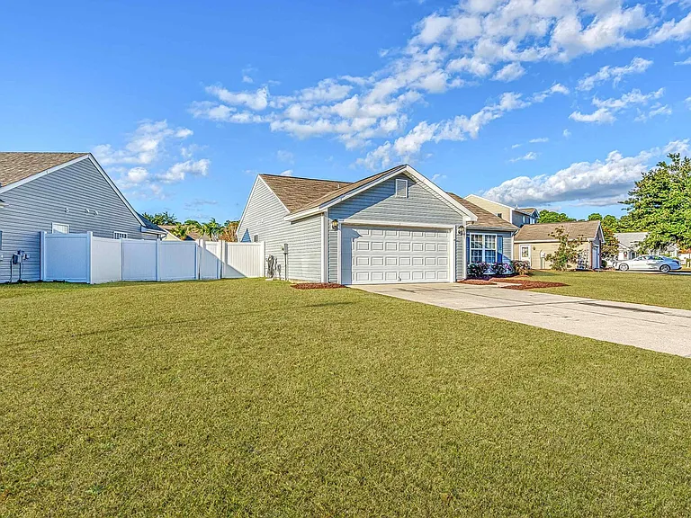 610 Pepperbush Dr — Photo 24