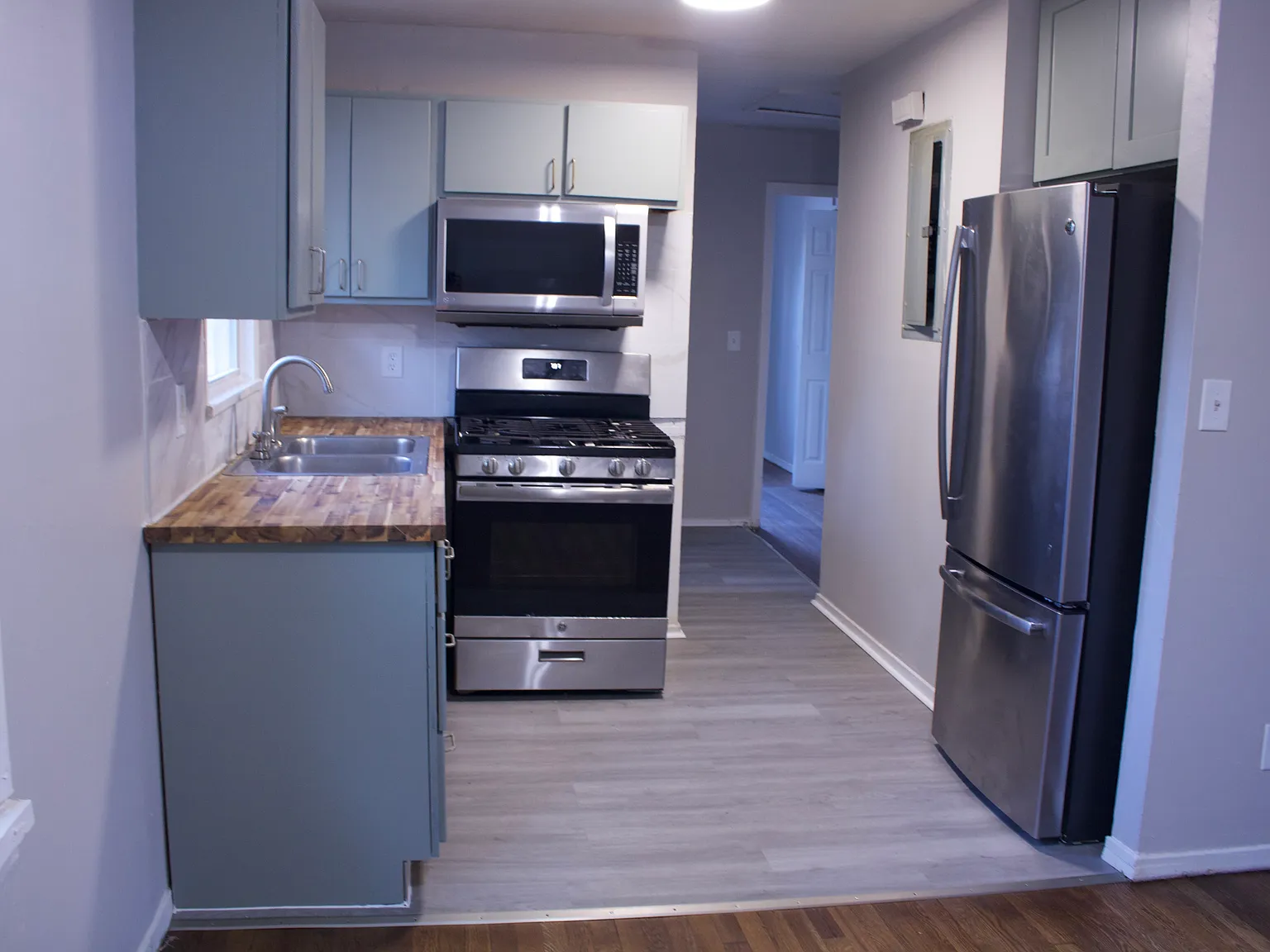 3 bed, 1200 sqft, $1,750 — Photo 2