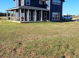 141 Woody Ln, Elgin, TX 78621