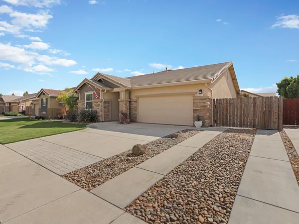 1046 Shady Grove St, Manteca, CA 95336