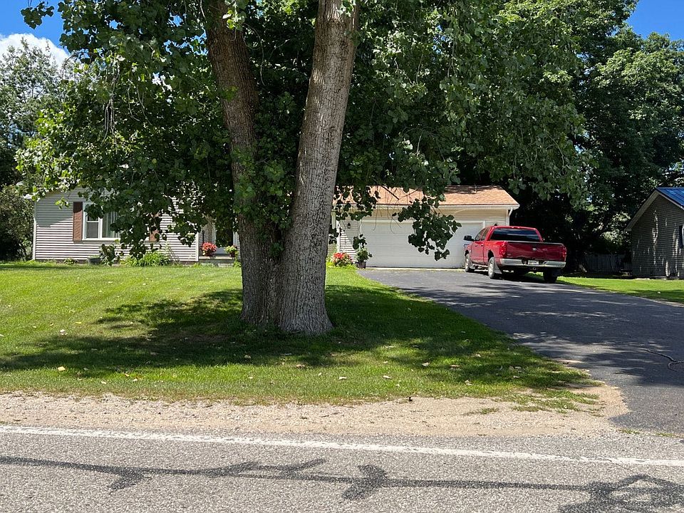 1st image of 1120 Queensway Dr