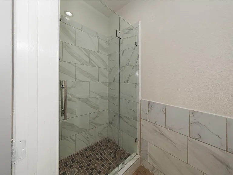 9305 Kentshire Dr — Photo 11