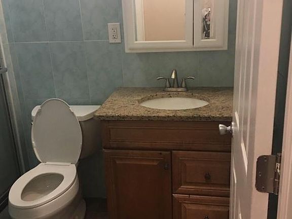 4th image of 1316 W Girard Ave #C