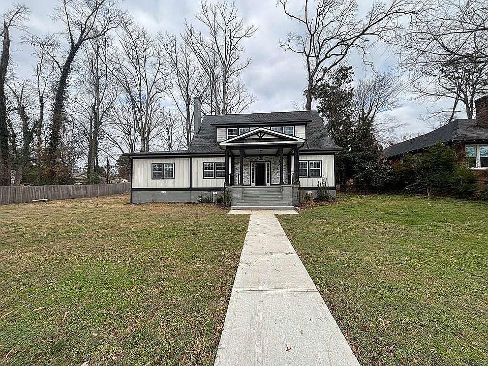 1st image of 1111 E River St