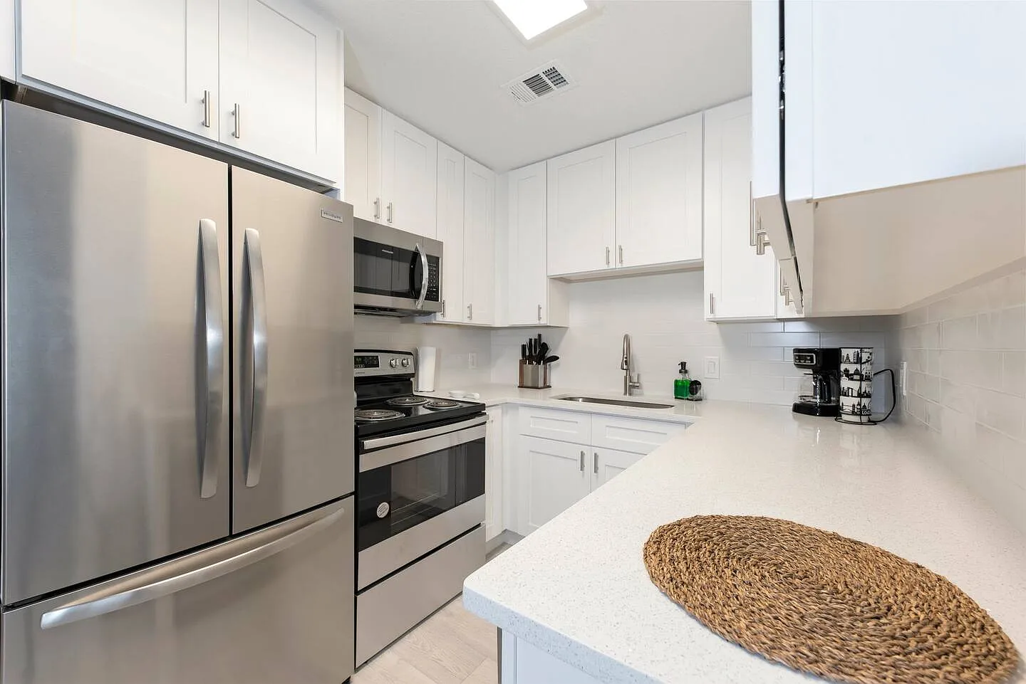 Bloomingdale Villas Ct, Brandon — Photo 3