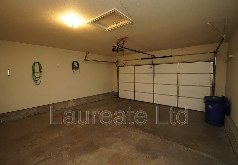 632 S Yarrow St — Photo 10