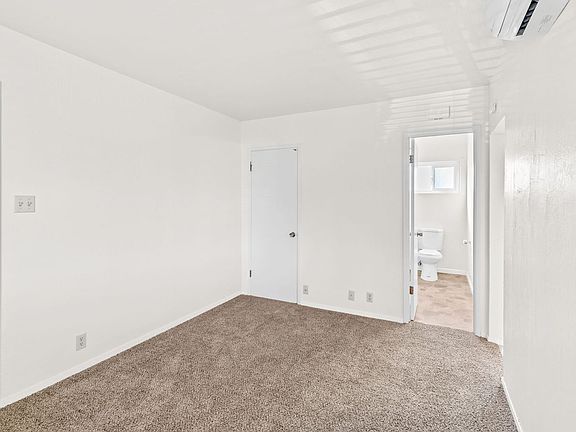 5th image of 1206 Grigsby Ct