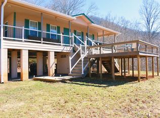 32 Stumpy Oak Rd, Sylva, NC 28779