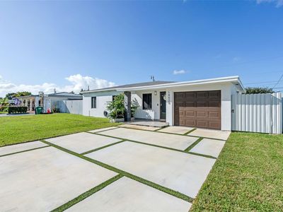 14520 Buchanan St, Miami, FL, 33176