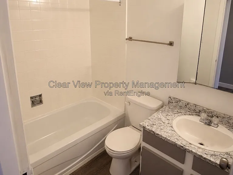 5315 38th Ave #302 — Photo 10