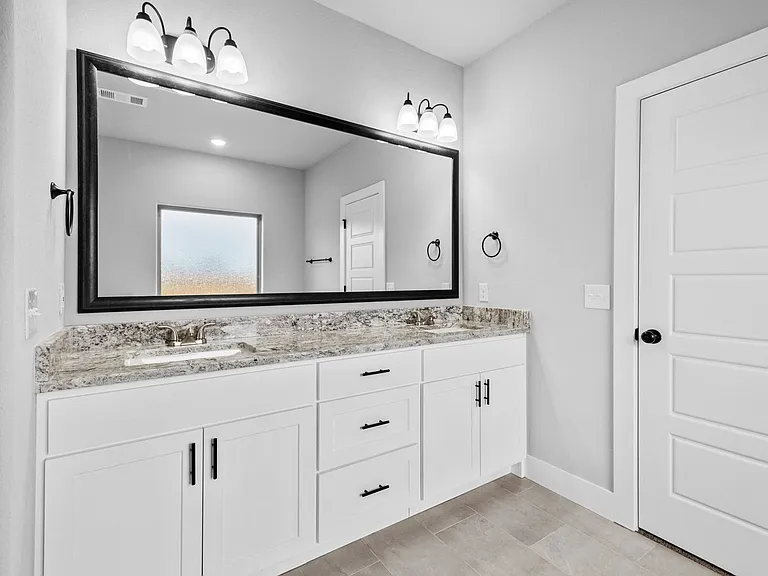 4805 SW Scarlet Oak St — Photo 19