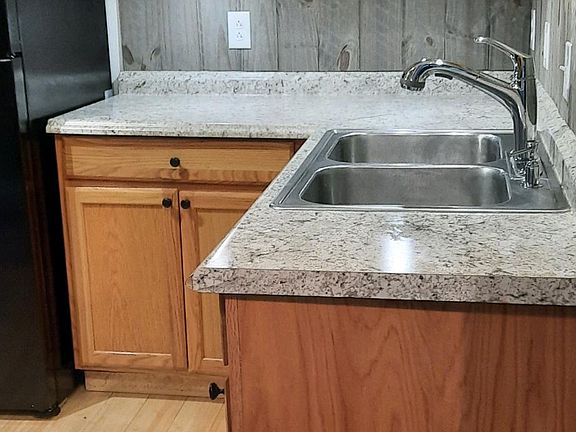 3rd image of 70 E Washington St #70