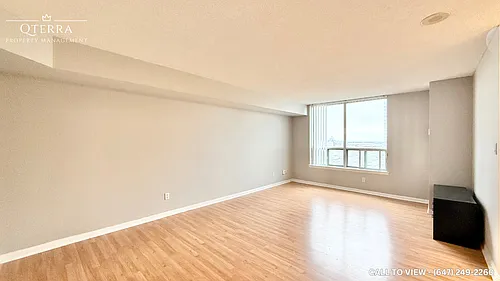 88 Corporate Dr Photo 1