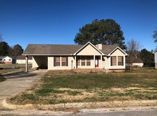 53 Cahaba Ln, Oxford, AL 36203
