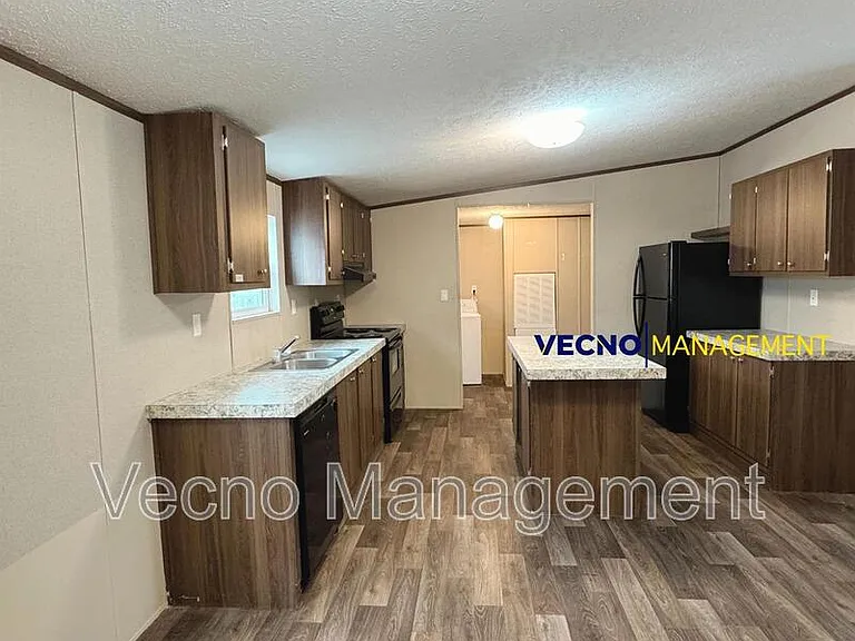 842 Corinne Dr #21 — Photo 5