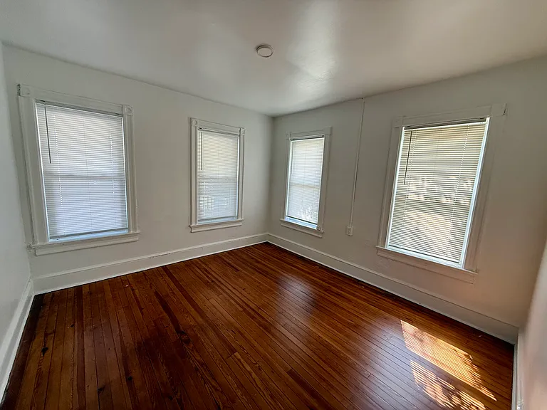 Summerfield Ave — Photo 2