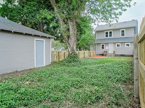 3rd image of 1426 Cedar St