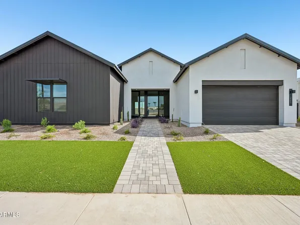 2451 E AQUARIUS Place, Chandler, AZ 85249
