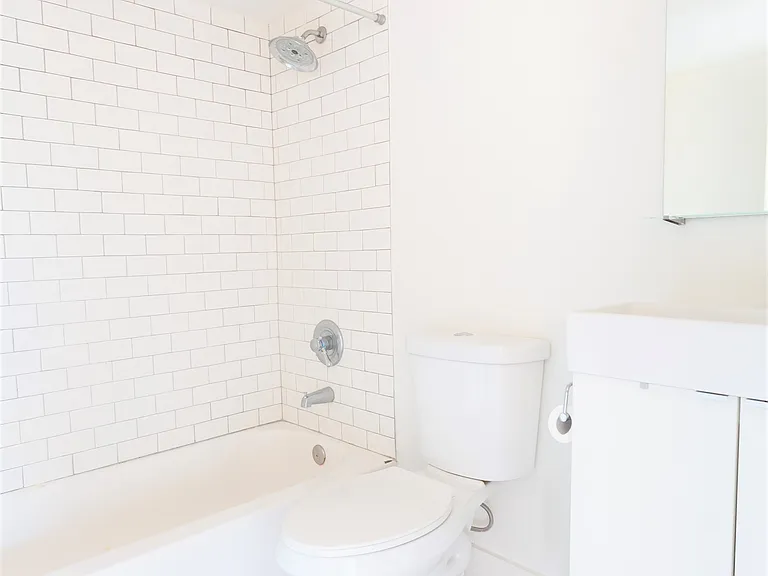 6208 Arroyo Glen St #15 — Photo 12