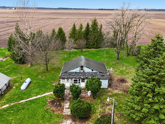 2nd image of 18995 N 2300th Ave