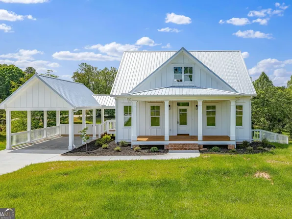 397 Roper Dr, Clarkesville, GA 30523