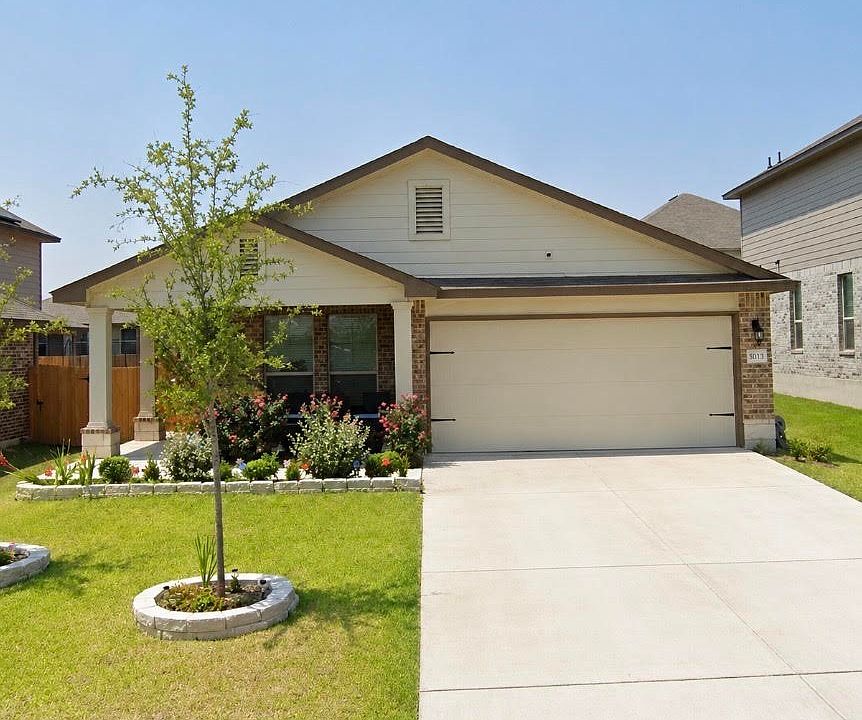 1st image of 8715 Hidden Oaks Dr