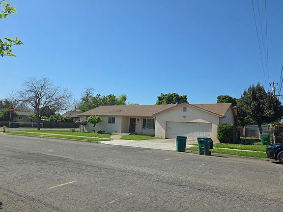2nd image of 521 Sharon Ave