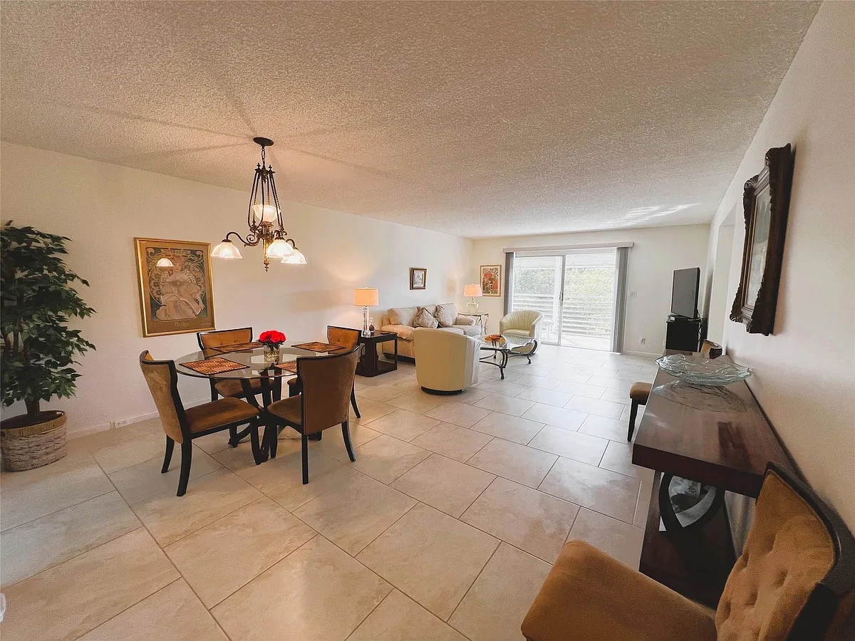 Building Photo - 1605 Abaco Dr #C4