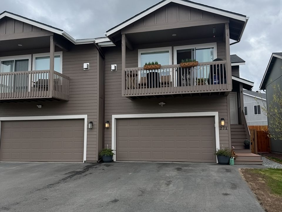 1st image of 271 Shageluk St