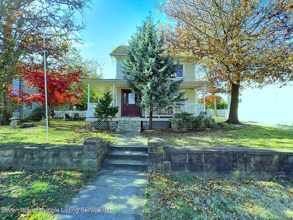 1st image of 316 Brehaut Ave